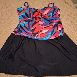 Venus 1pc Vibrant Tankini Size 24